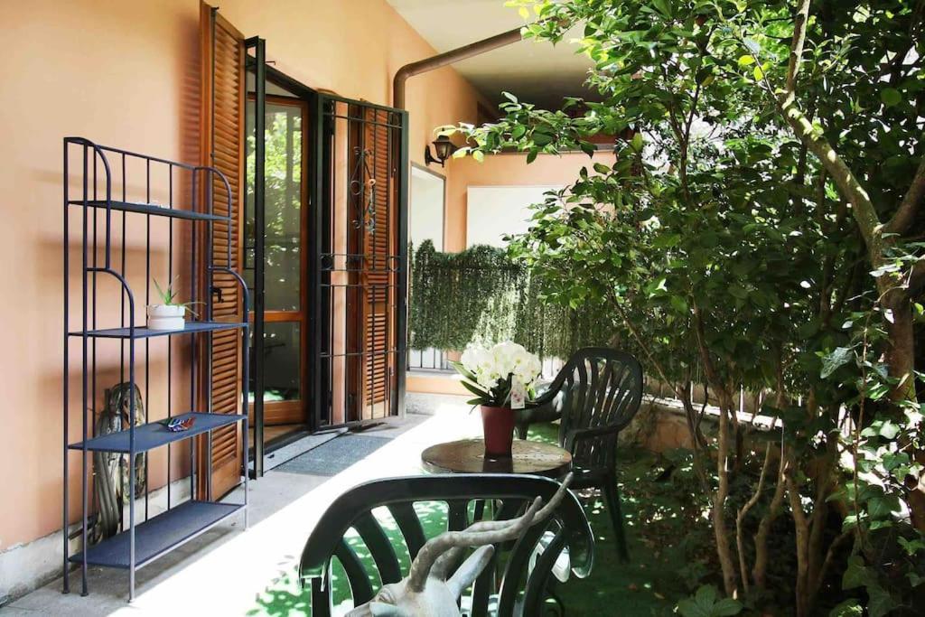 Con Giardino Vicino A San Siro Apartamento